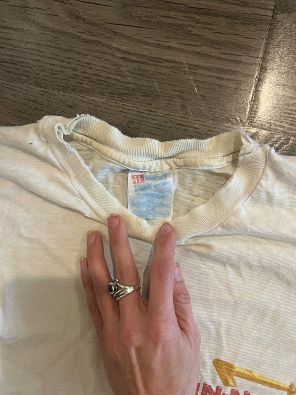Super Vintage In-N-Out Burger White Short Sleeve Tee… 80’s & 90’s - Picture 2 of 4